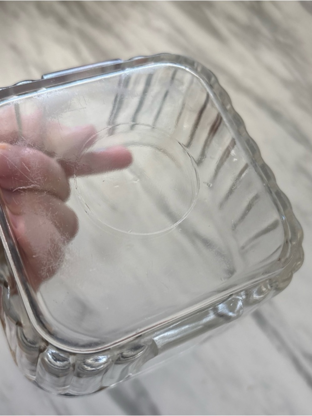 Frigie Clear Glass Square Covered Dish - Picture 11 of 12